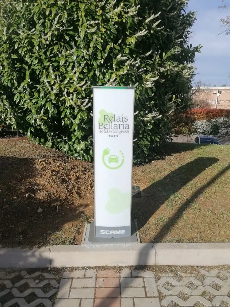 Installazione Wallbox in hotel con punto di ricarica doppio